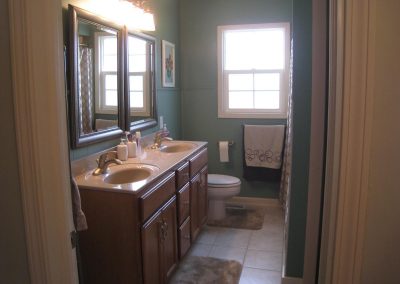 455bathroom 400x284 - Kitchens and Bathrooms